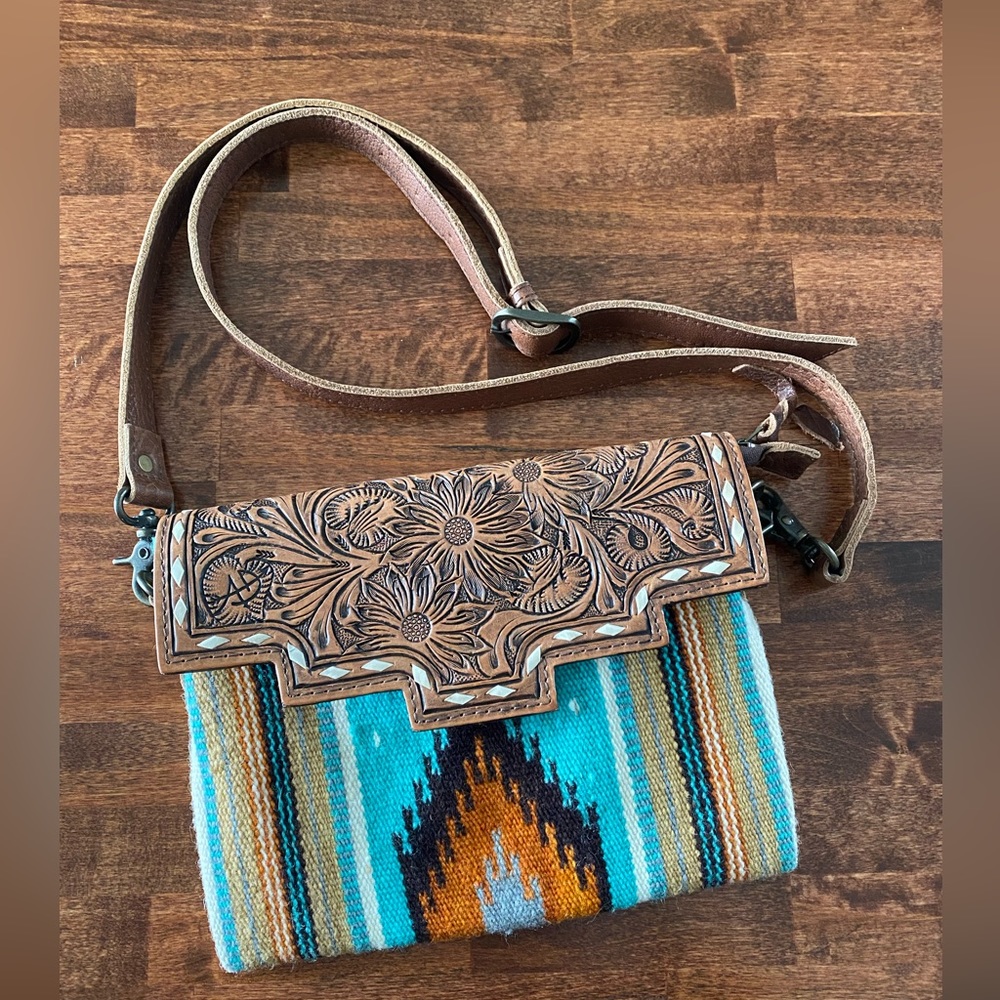 American Darling Crossbody Purse